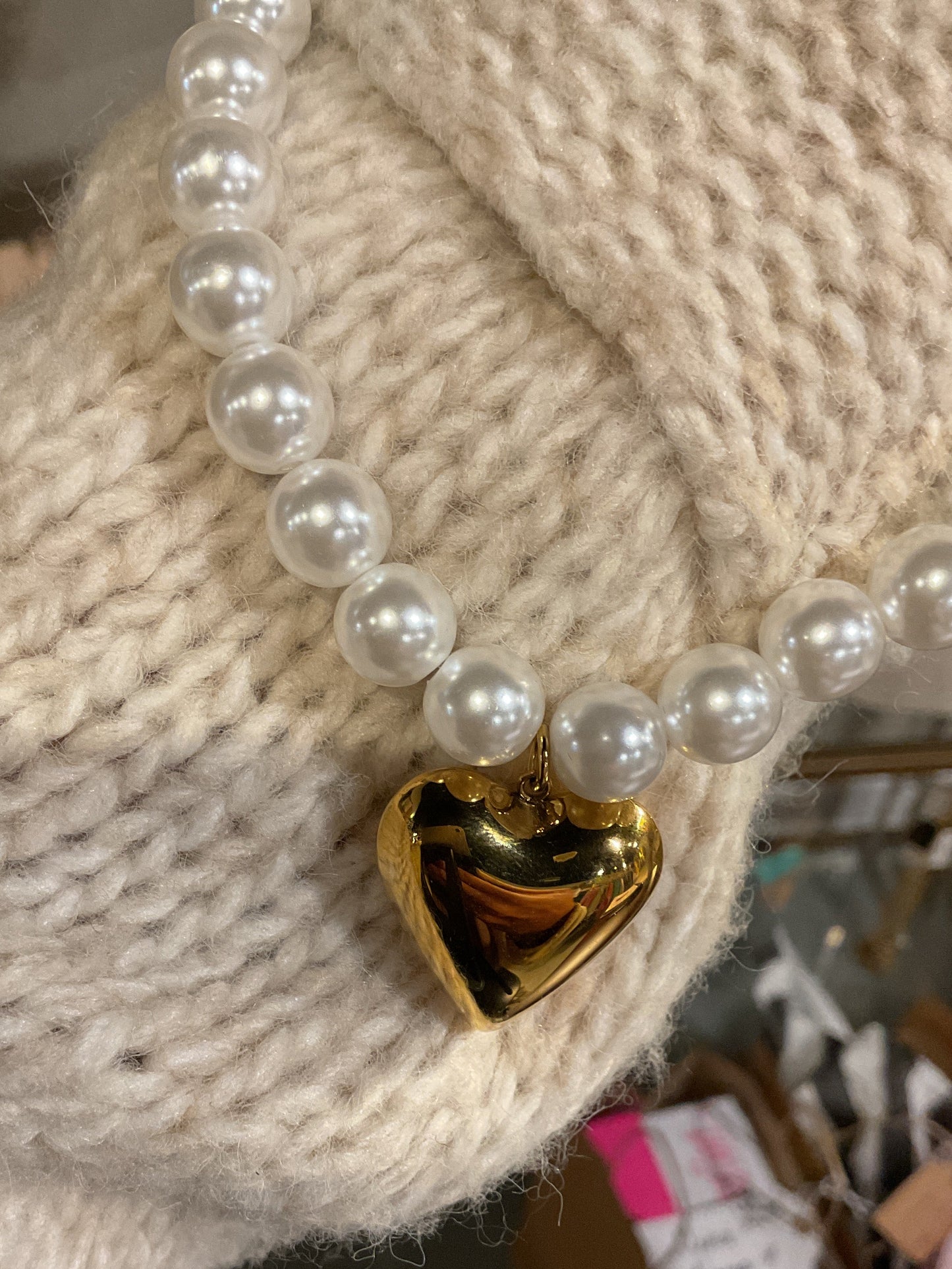 CP08 Pearl Heart Necklace