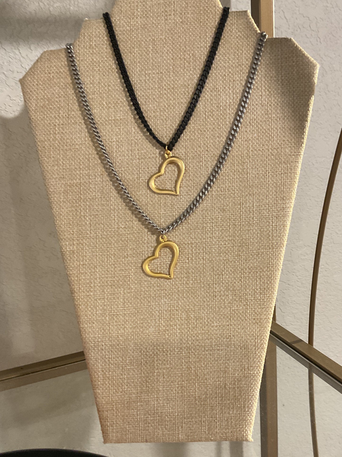 VJ04 Small Gold Heart Necklace