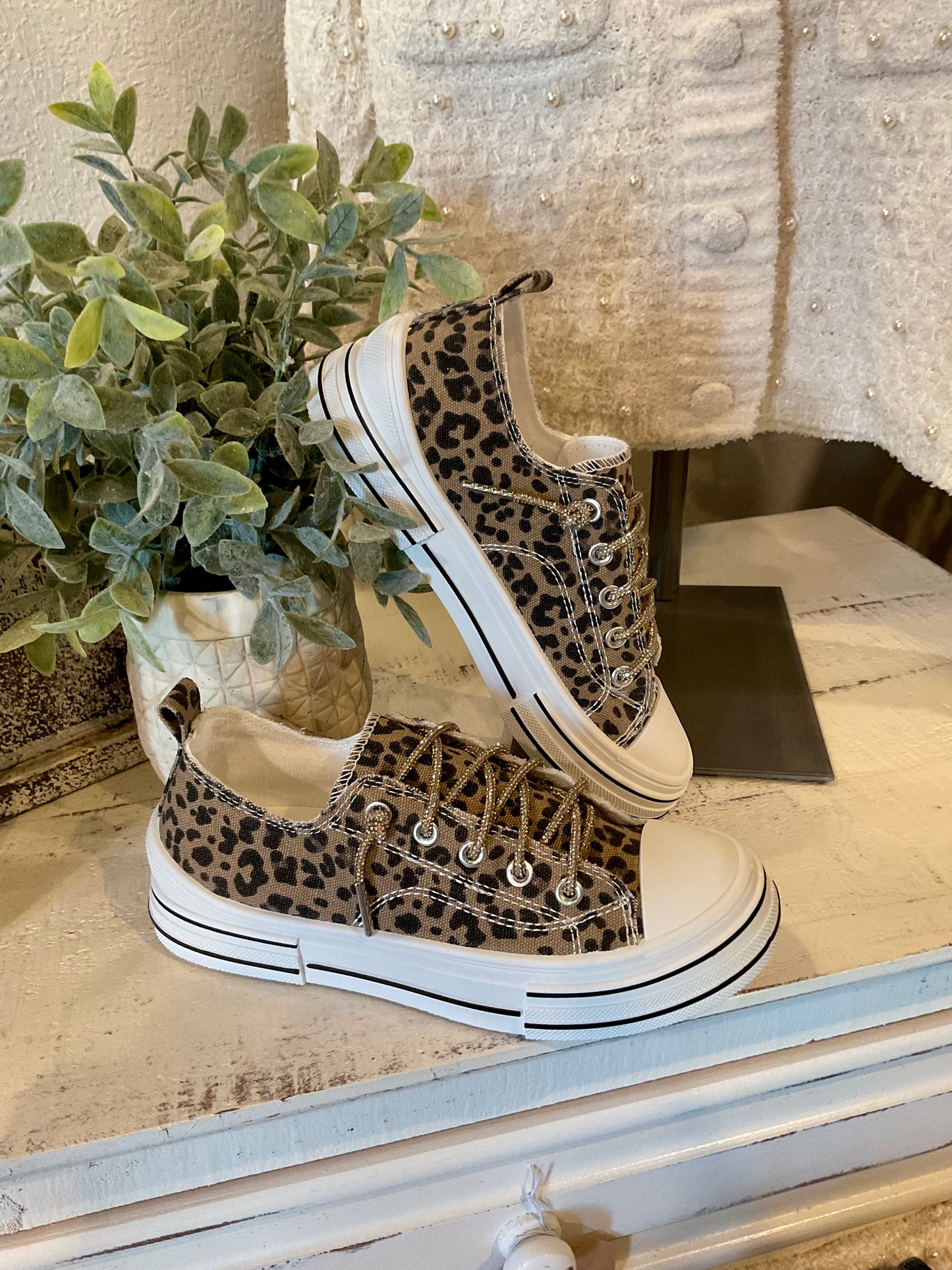 Very G Aman Leopard Shoe