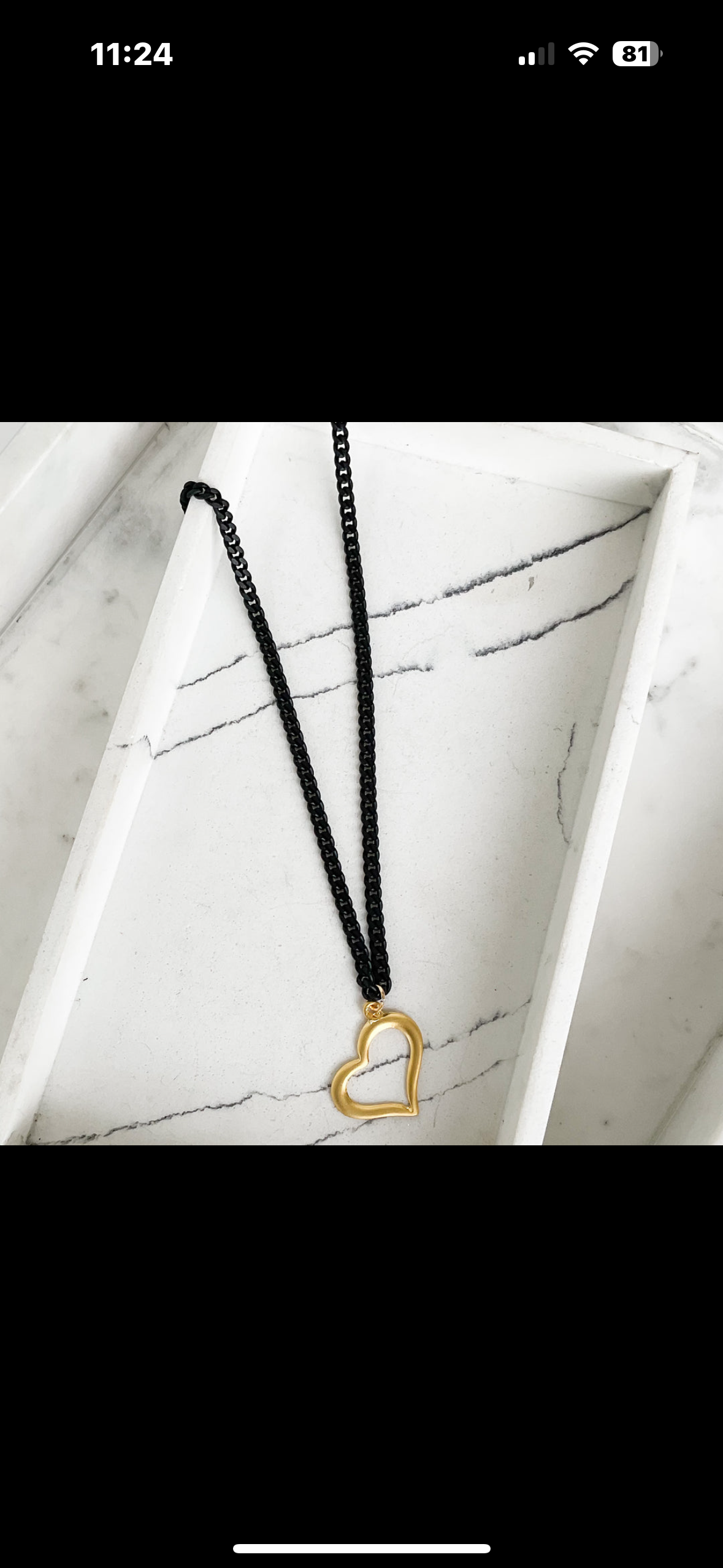 Medium Curb Chain Hanging Heart