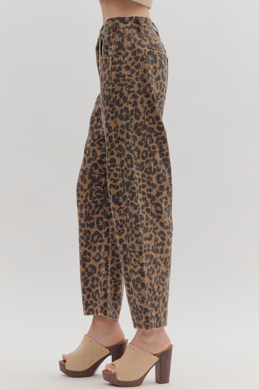EN33 Leopard Print Barrel Jeans