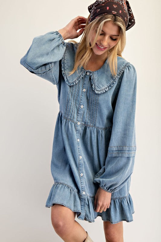 EE15 Snow Washed Pintuck Denim Dress