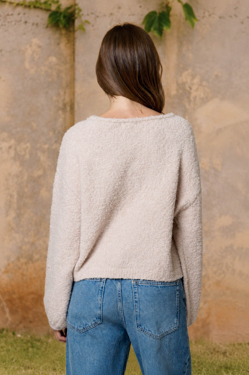 Long Sleeve Fuzzy Knit Pullover Sweater in Oatmeal