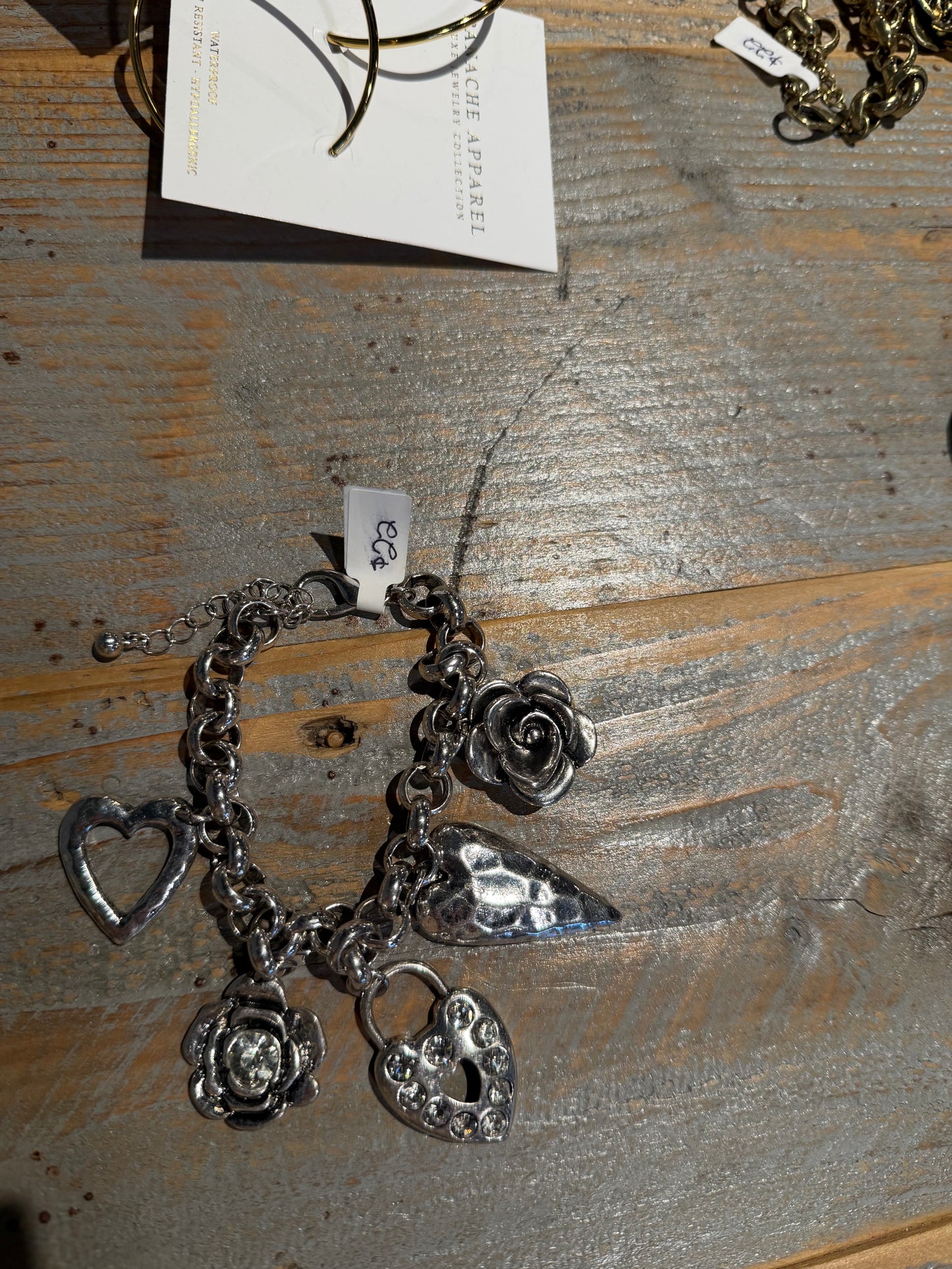 Charm Heart Bracelet CJ316