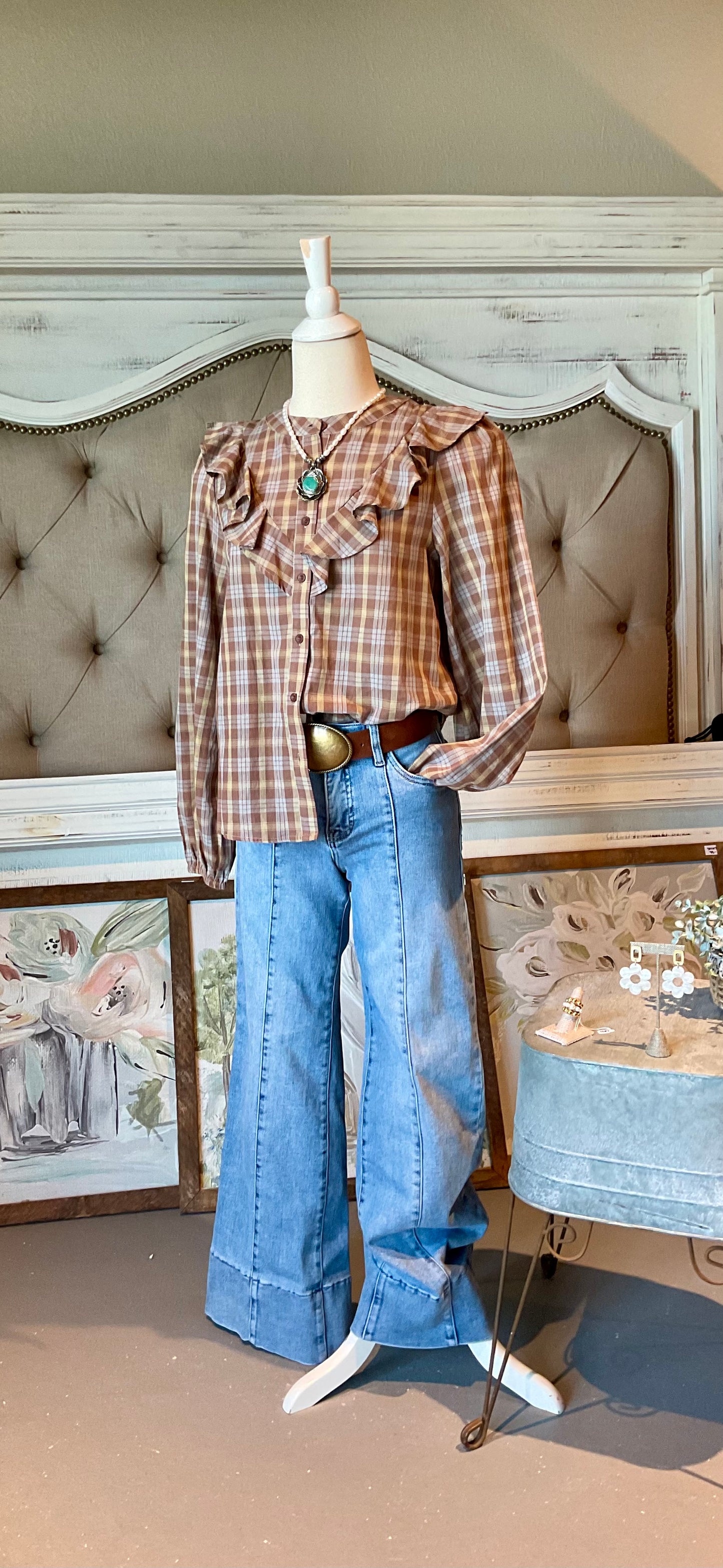 WL17 Mocha/Taupe Ruffled Plaid Button-Up Top