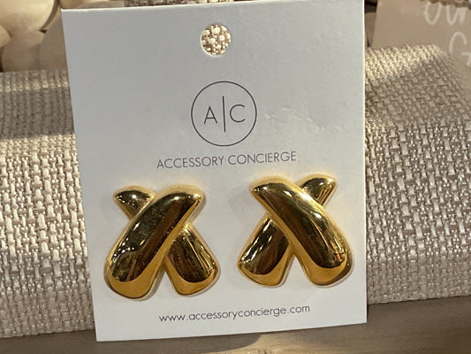 AC05 Crossover Studs Gold