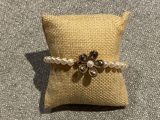 RJ02 Floral Pearl Bangle