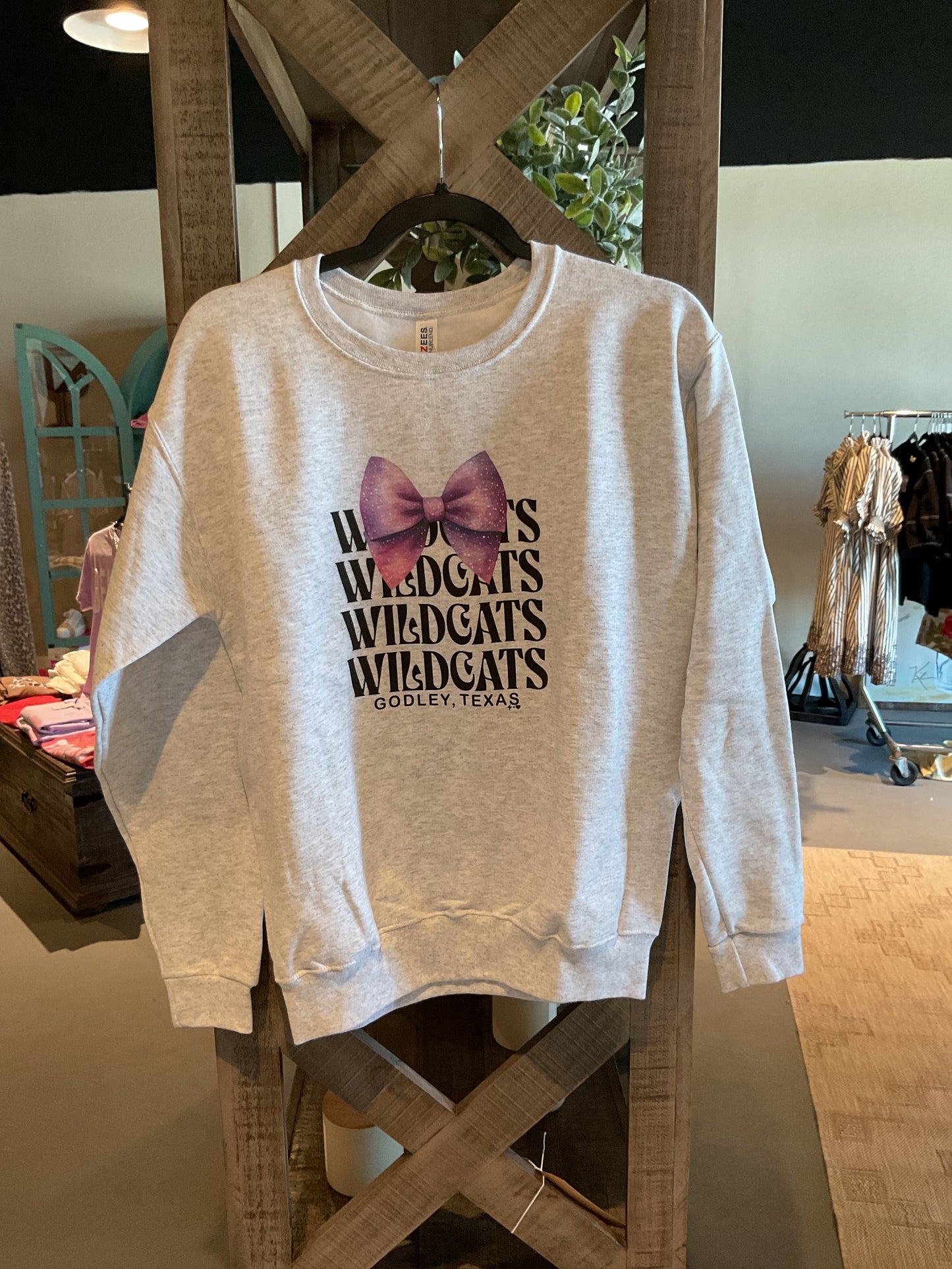 HH02 Youth Wildcats Repeat Bow Sweatshirt