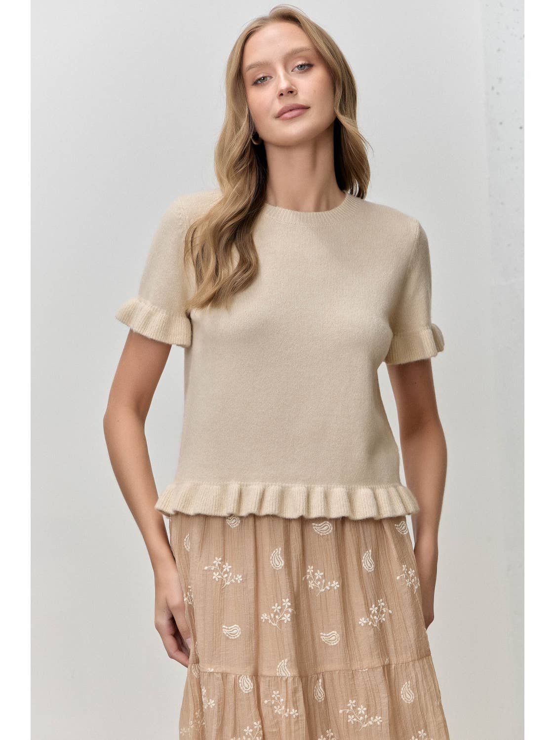 Ruffled Hem Short Sleeve Sweater Top