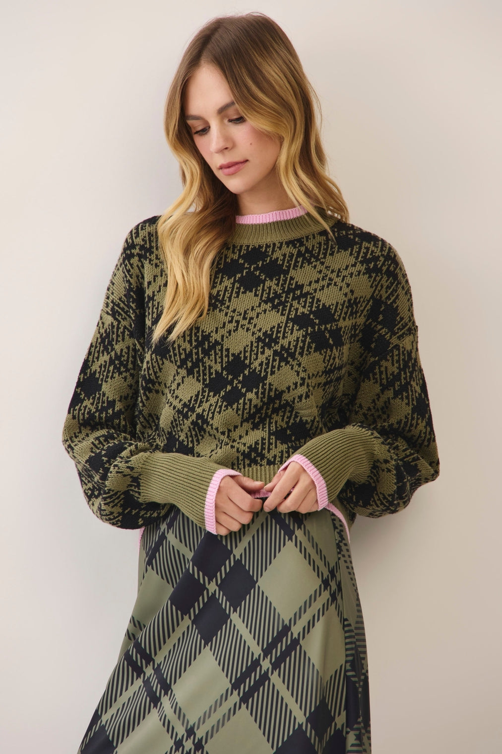 Plaid Contrast Trim Knit Sweater