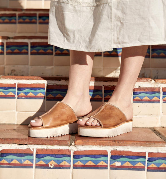 Fairlee II in Tan Rustic