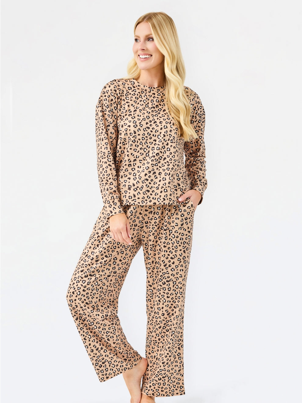 Mary Square Leopard Set