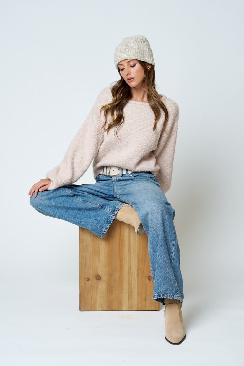 Long Sleeve Fuzzy Knit Pullover Sweater in Oatmeal