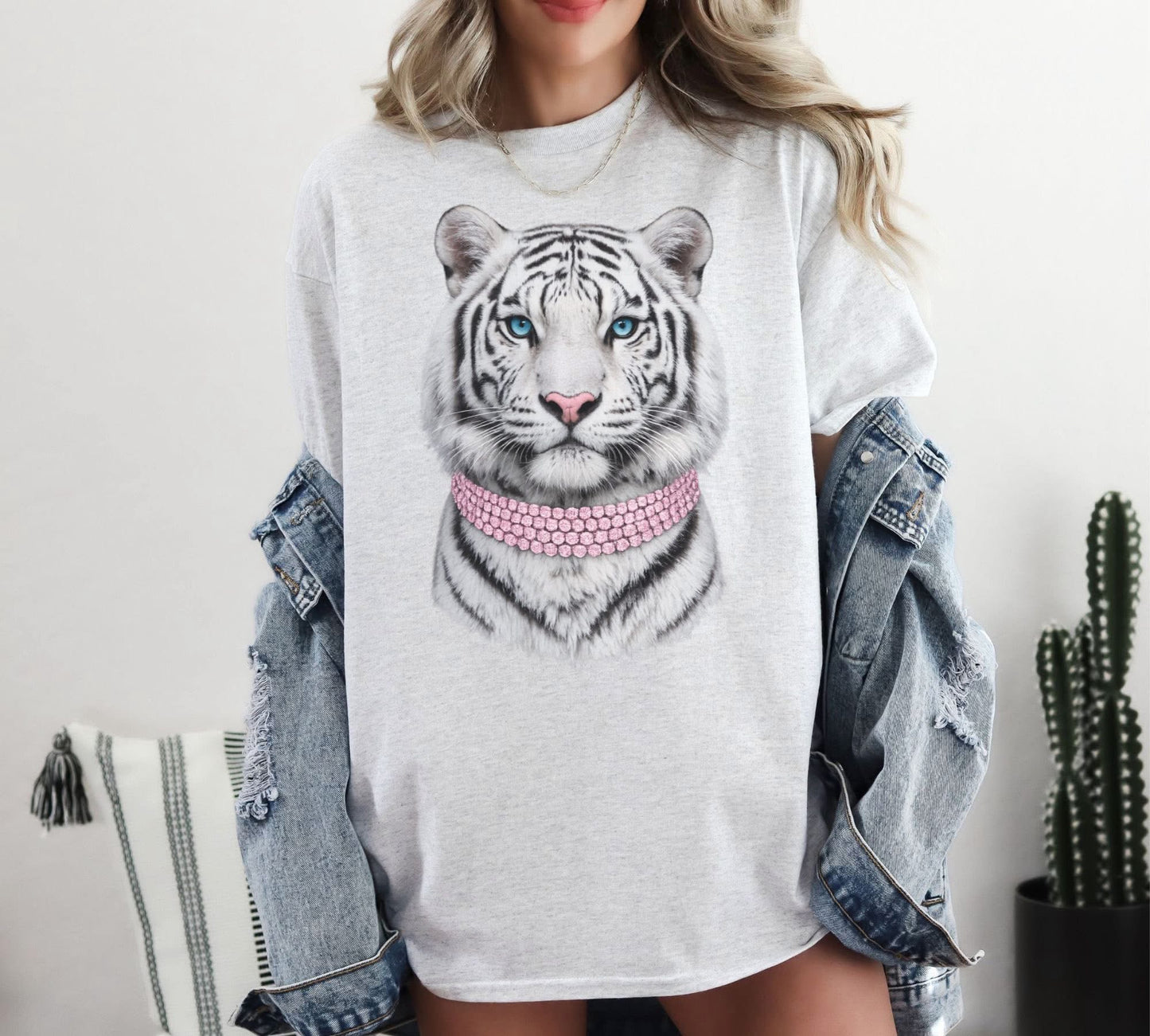 Leopard Pink Bling necklace tshirt