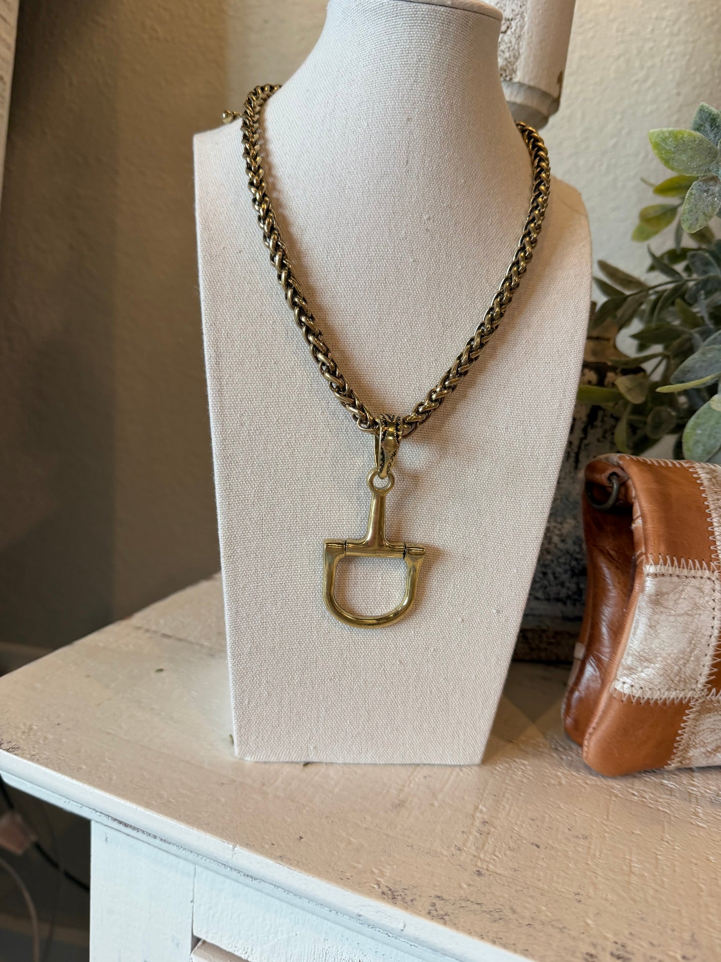 Bit Necklace CJ405