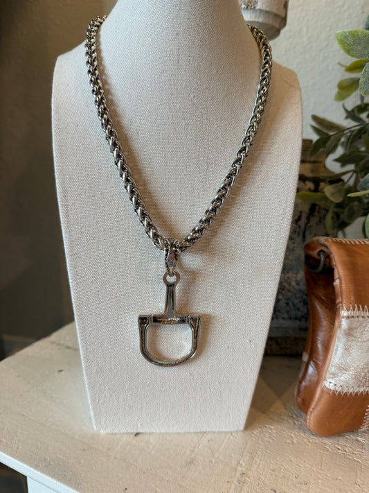 Bit Necklace CJ405